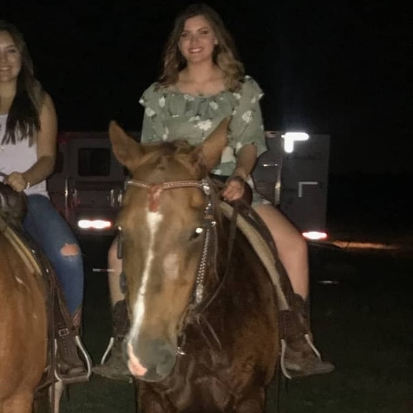 Meet your Posher, Celeste - Picture 1 of 1